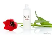 How Do I Use the SK-II Facial Treatment Essence?