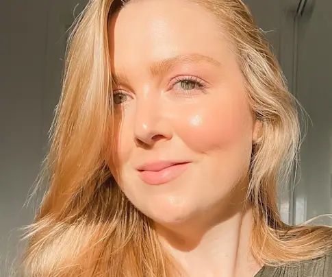 Beauty IQ Article - My Dry Skin Makeup Routine That Looks Dewy All Day (Even in Office Air Con)