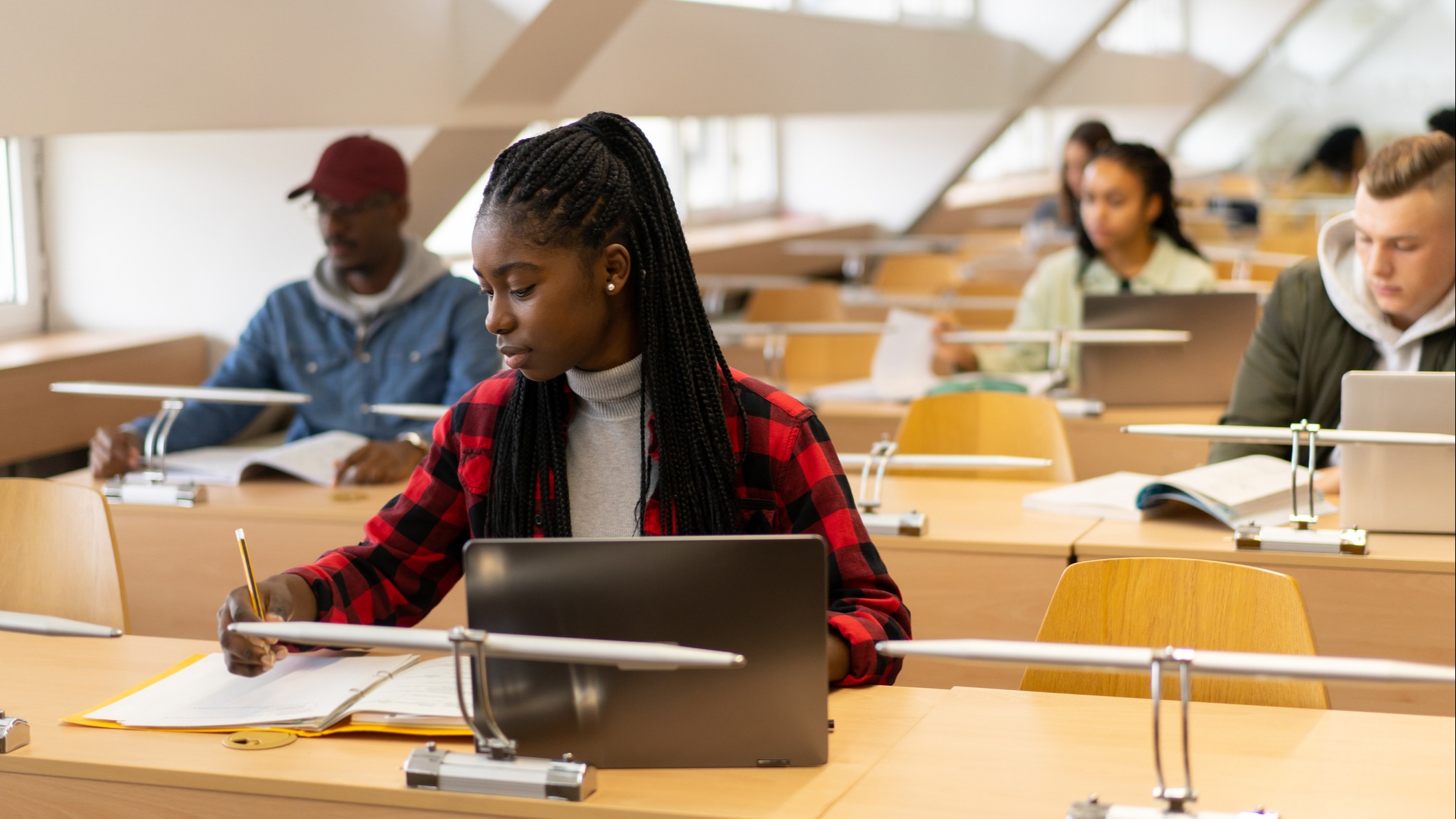 UK to rejoin EU Erasmus student exchange scheme from 2027