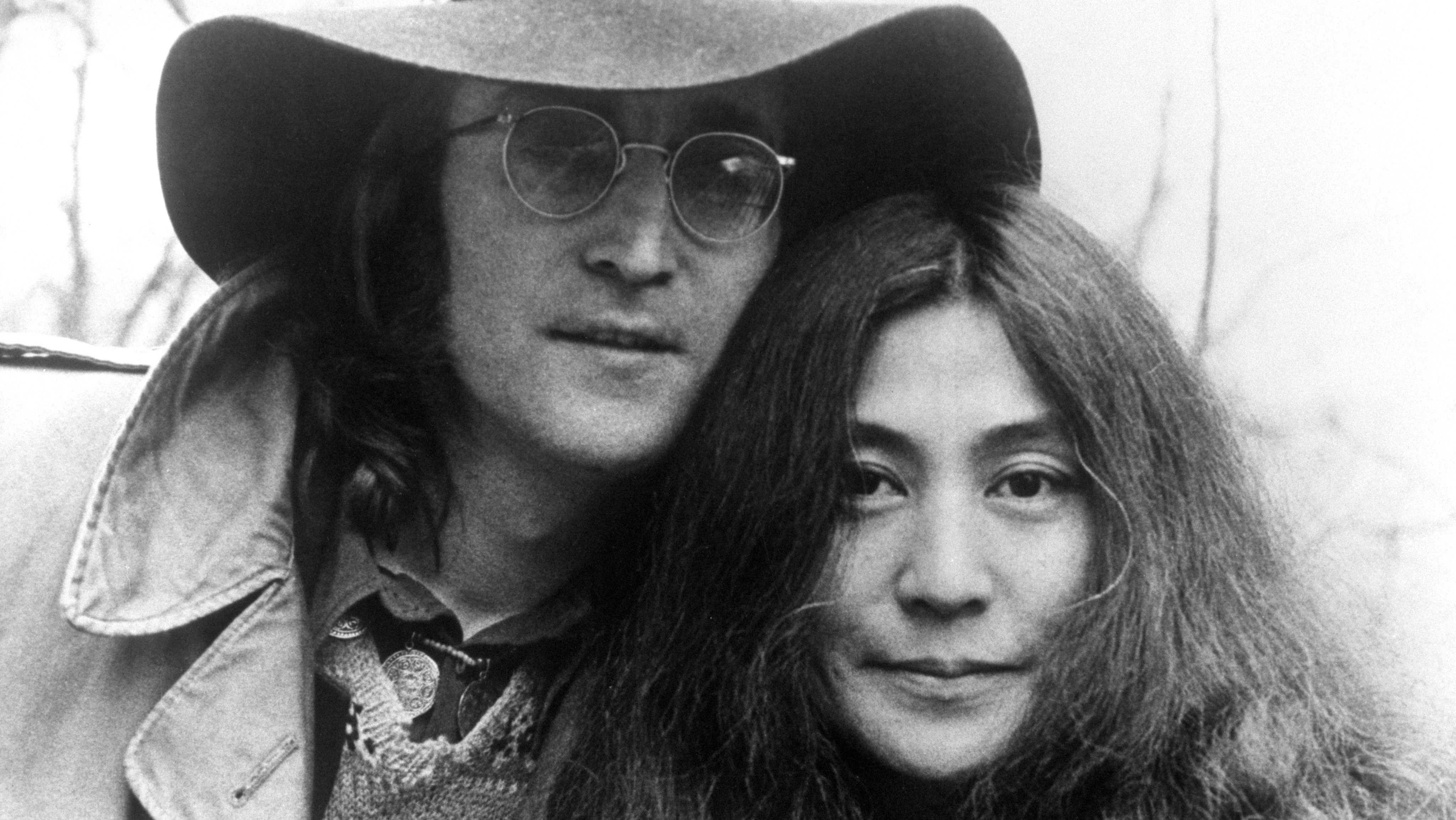 Джон леннон фото с женой