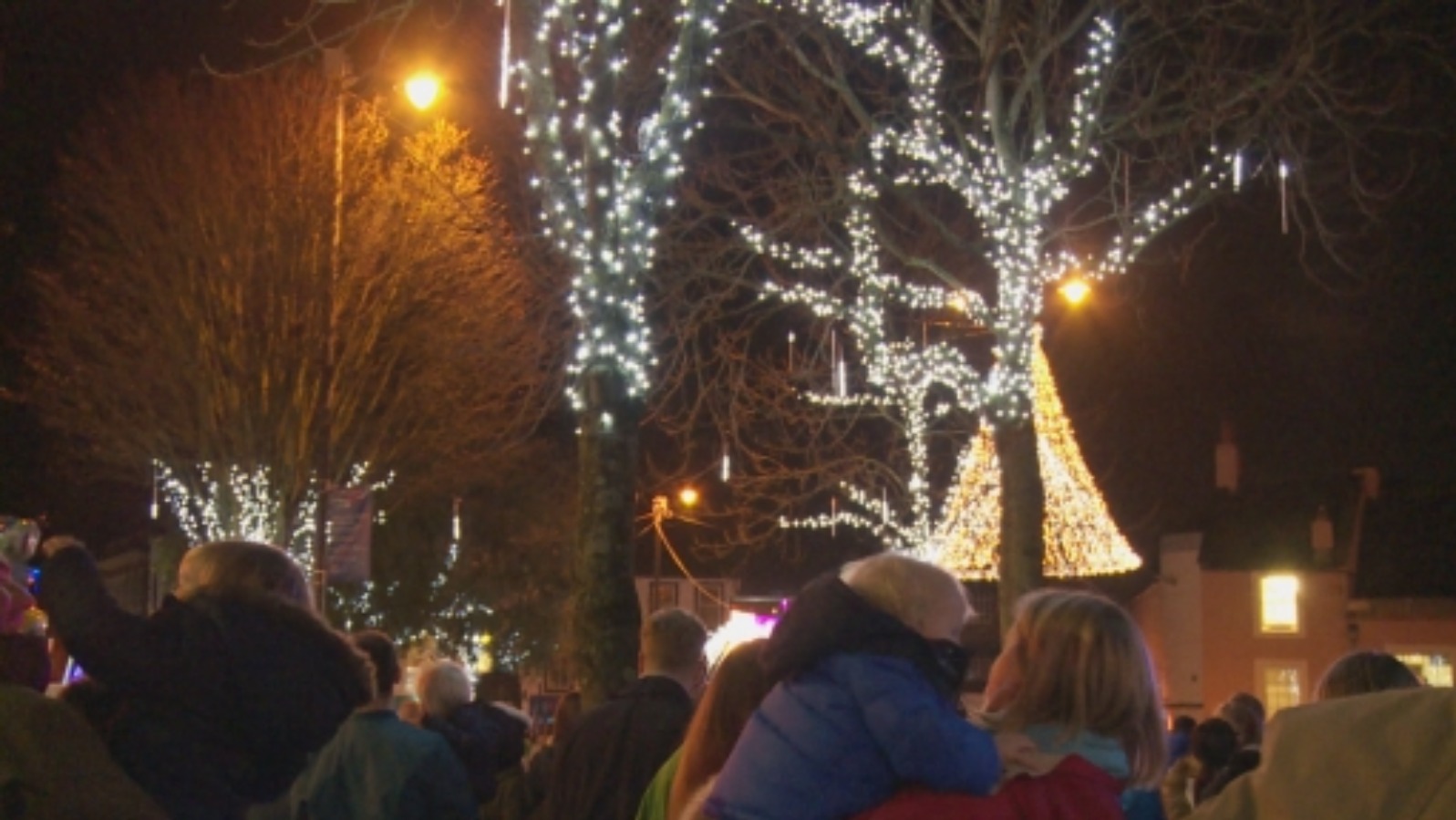 PHOTOS twinkling show for Carlisle Christmas lights ITV News Border