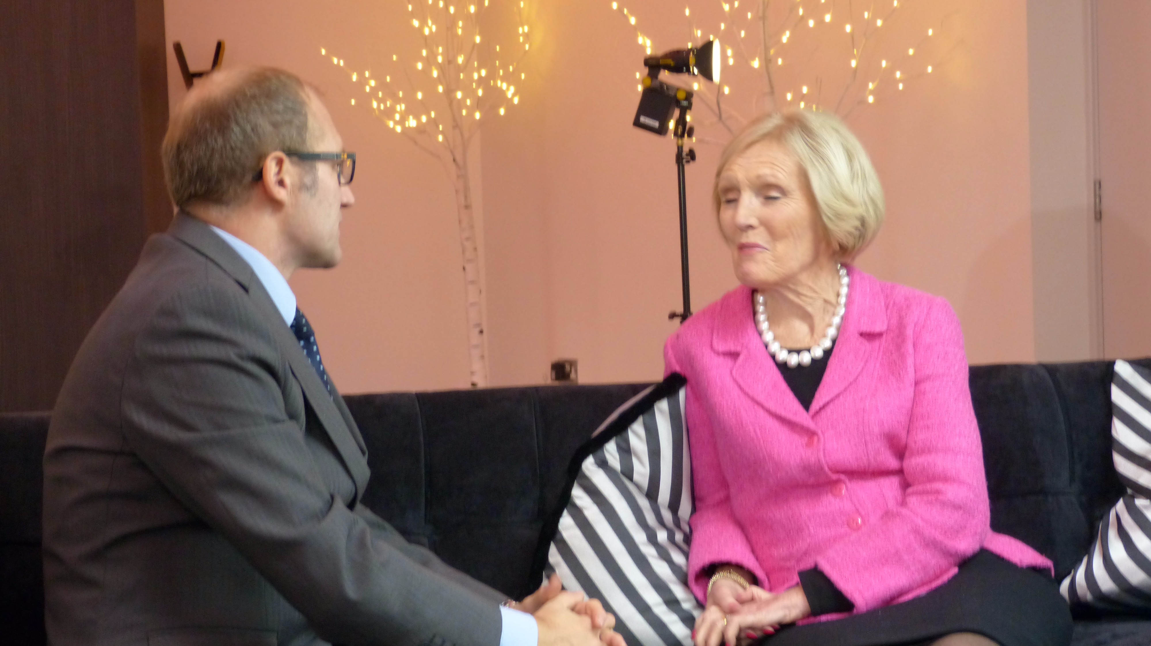 Mary Berry takes afternoon tea in Carlisle | ITV News Border