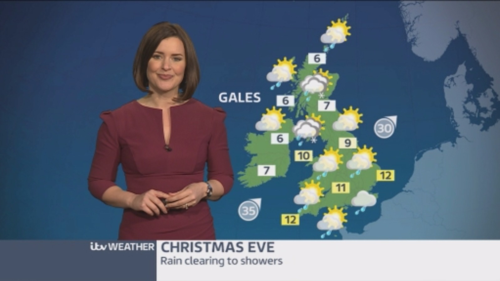 Rain and wind into Christmas Eve | ITV News