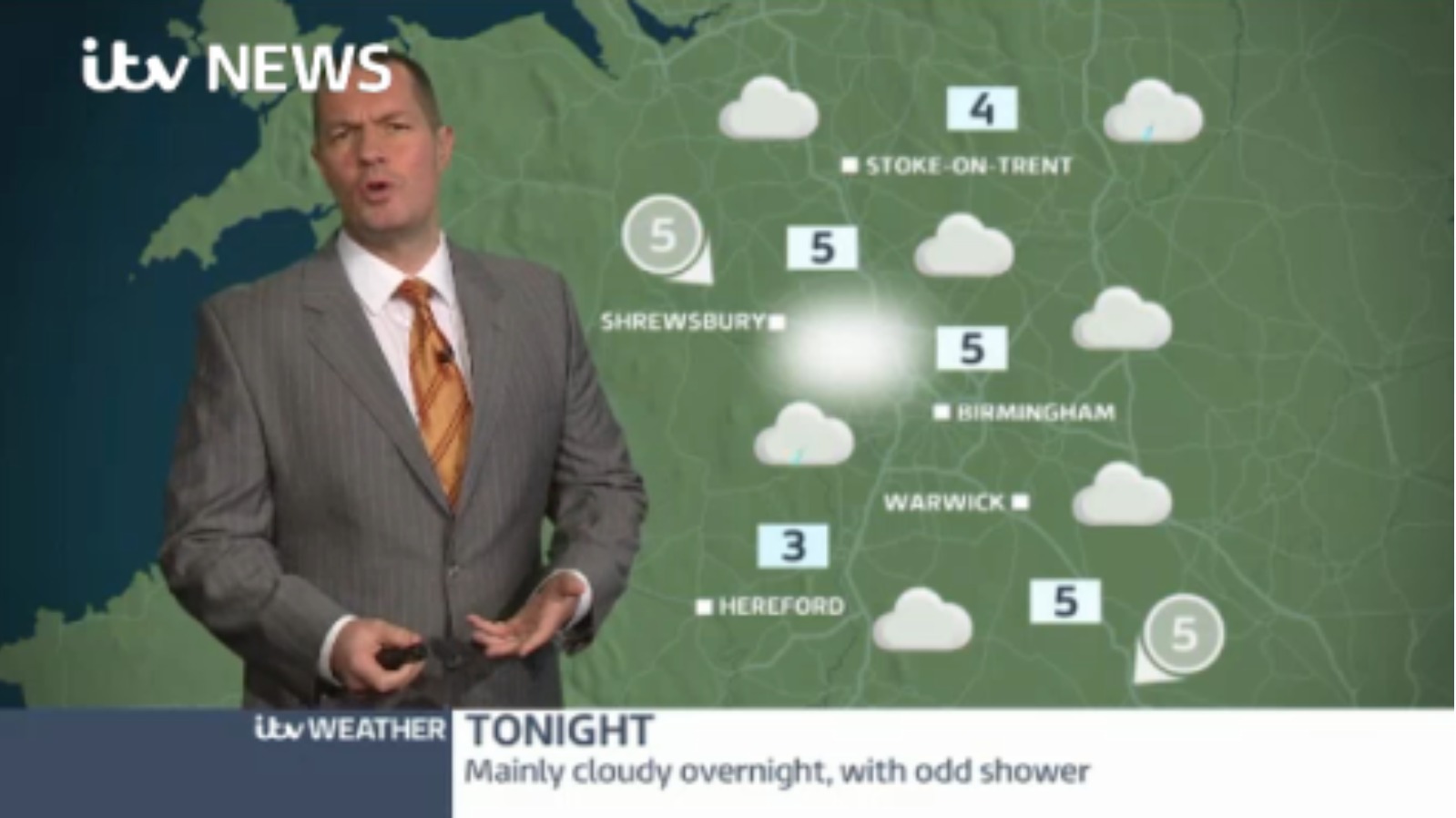 West Midlands Weather: cloudy with showers | ITV News Central