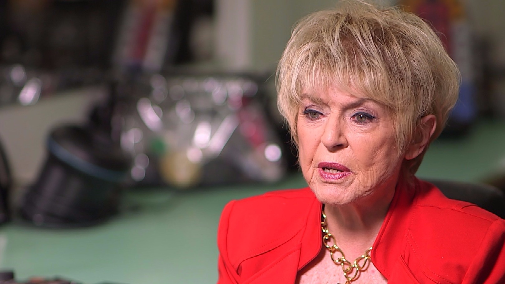 'Like losing a member of my family': Gloria Hunniford pays tribute to ...