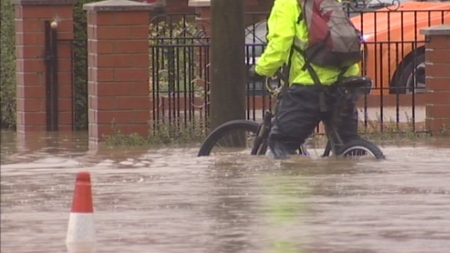 New Flood Defences To Be Tested In Cleveland Itv News Tyne Tees 8790