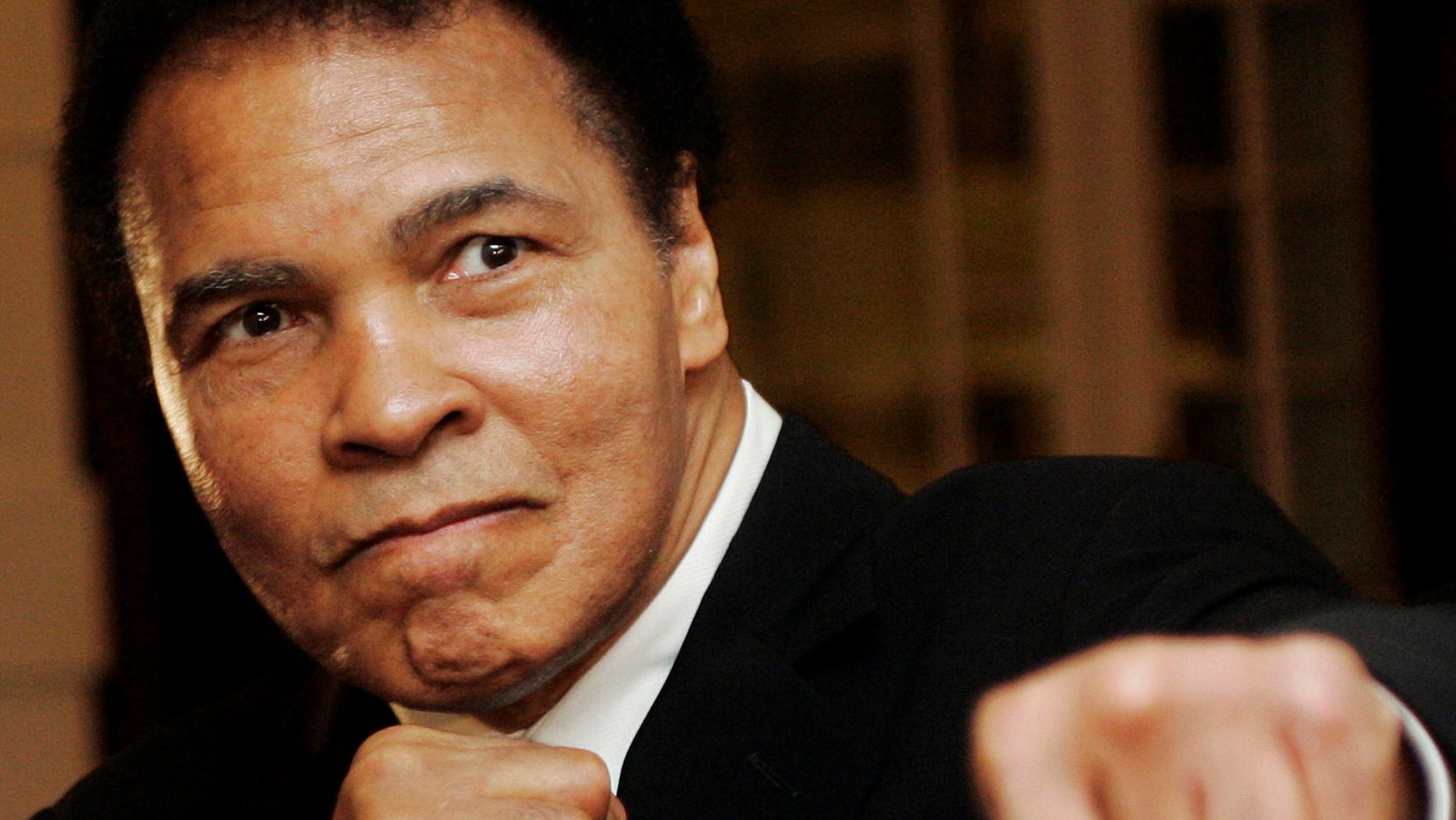 Petition calling for Muhammad Ali to receive an honorary British ...