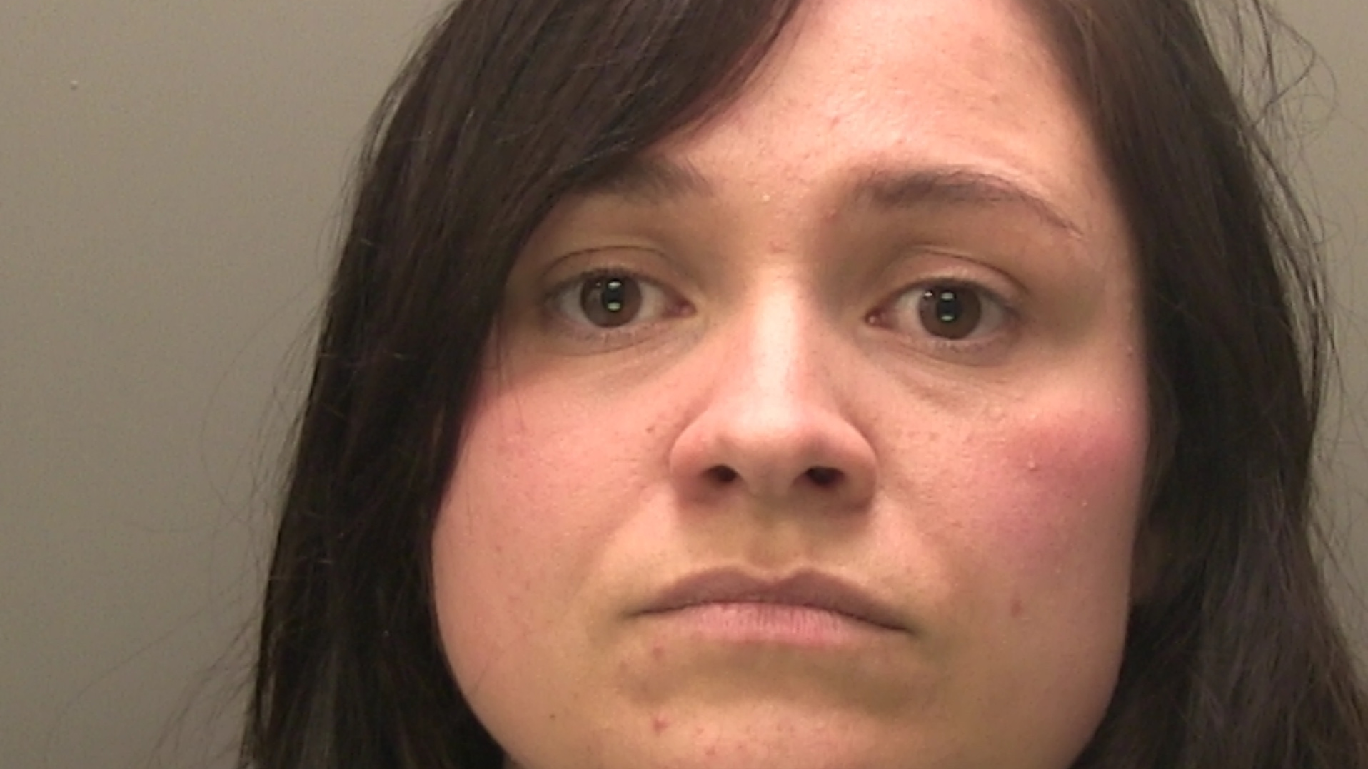 lincoln-prison-officer-jailed-for-inappropriate-relationships-with