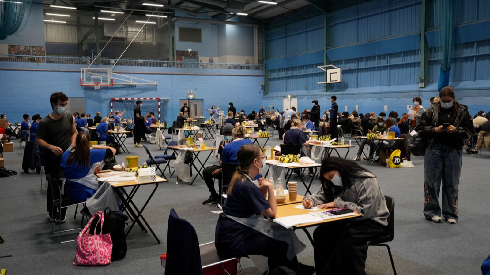 Number of confirmed cases of meningitis rises to 34 as vaccine rollout ...