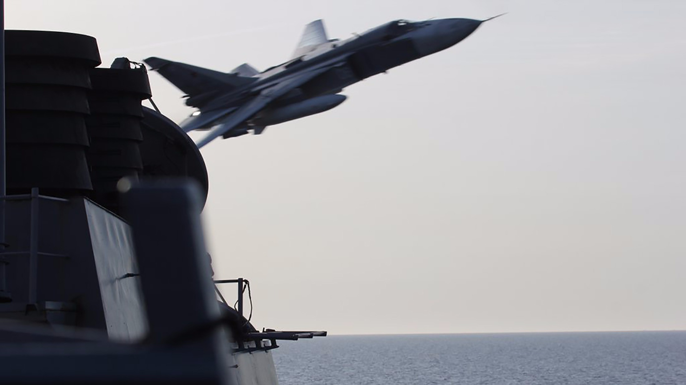 Footage Shows Russian Fighter Jets Flying 'dangerously Close' To US ...