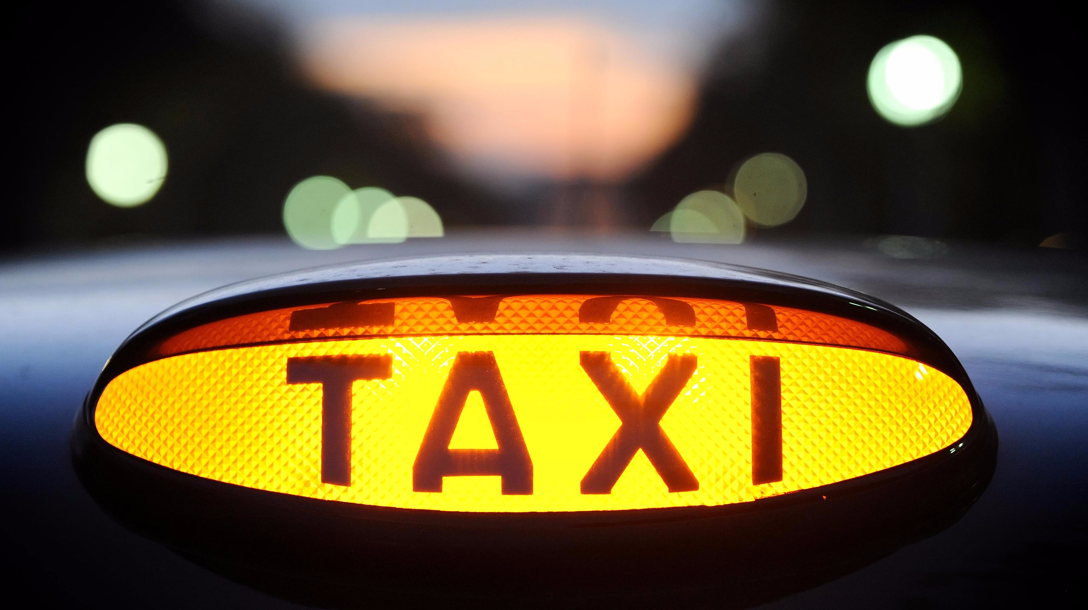 cardiff-taxi-drivers-to-strike-in-dispute-over-new-guidance-itv-news