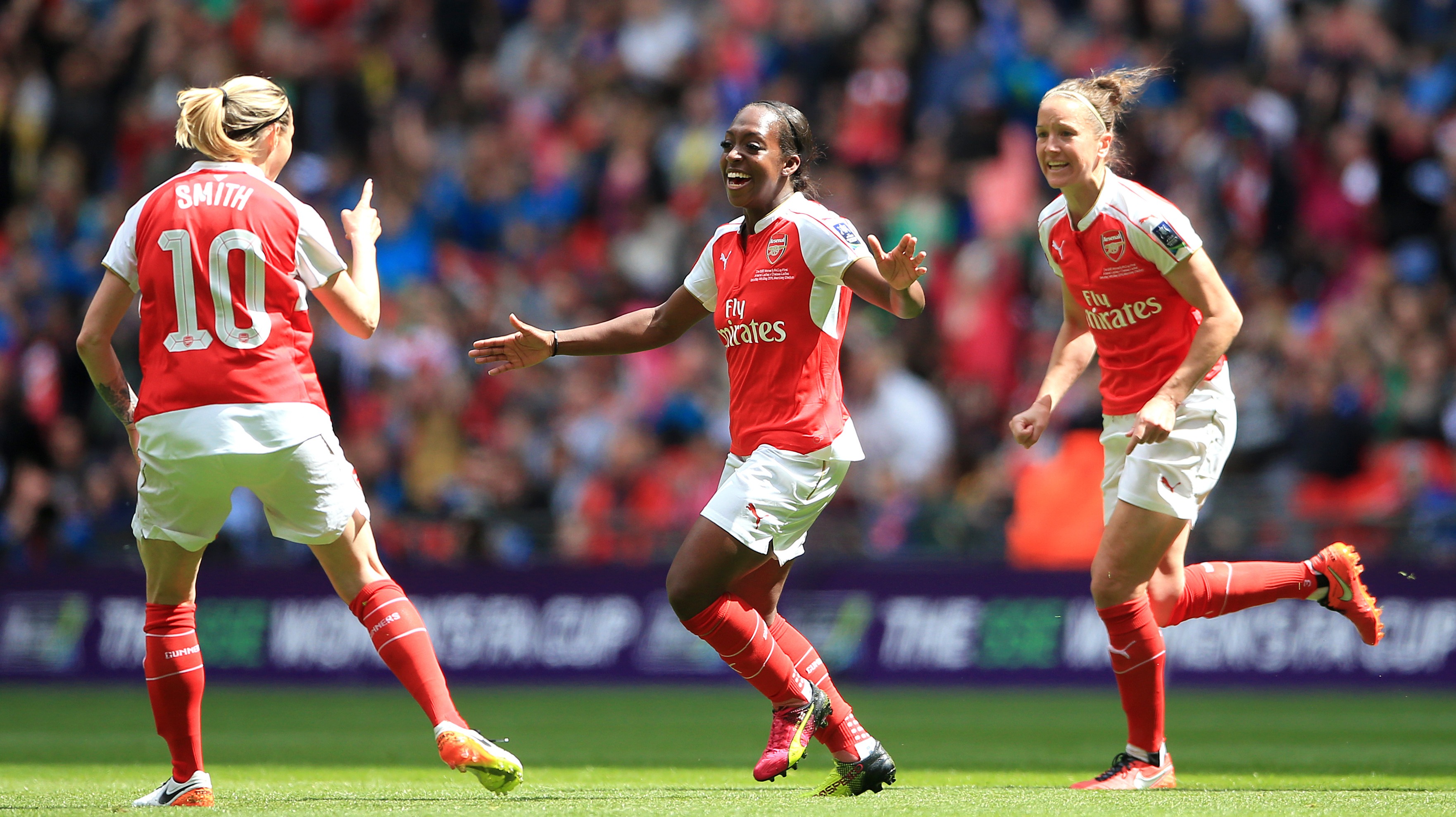 Arsenal beat Chelsea to win Women's FA Cup Final at Wembley | ITV News