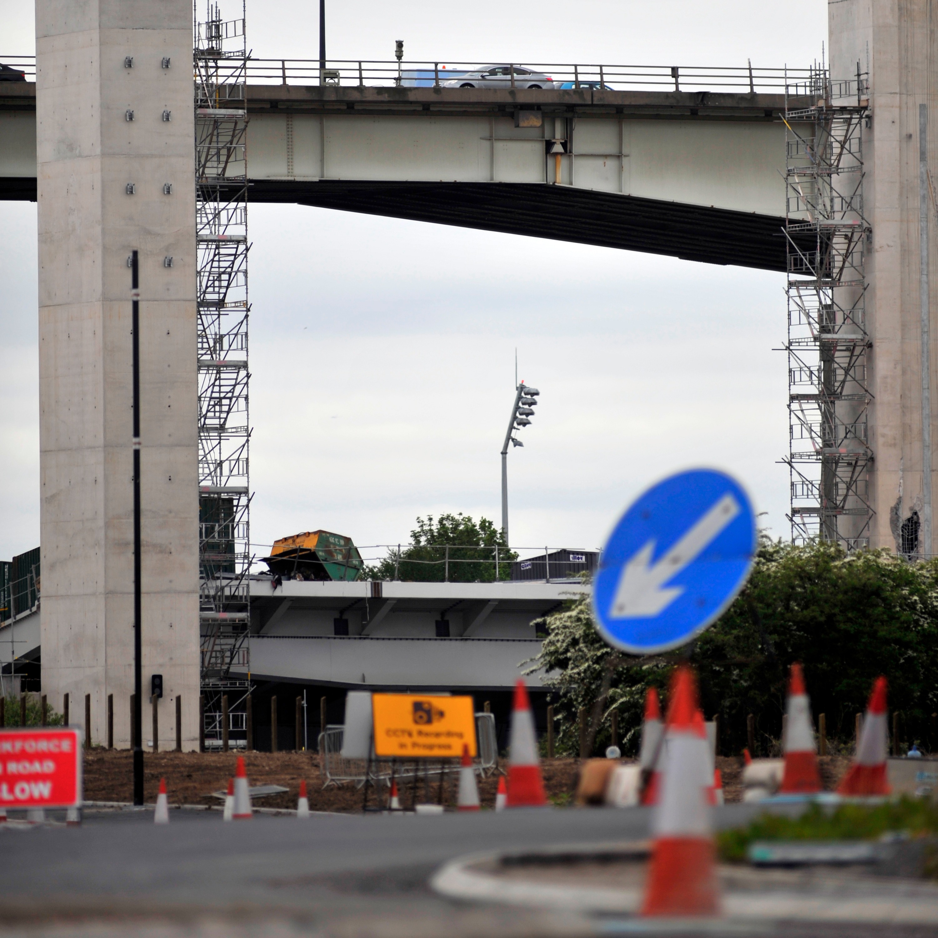 Major structural collapse at new bridge next to Barton ITV News