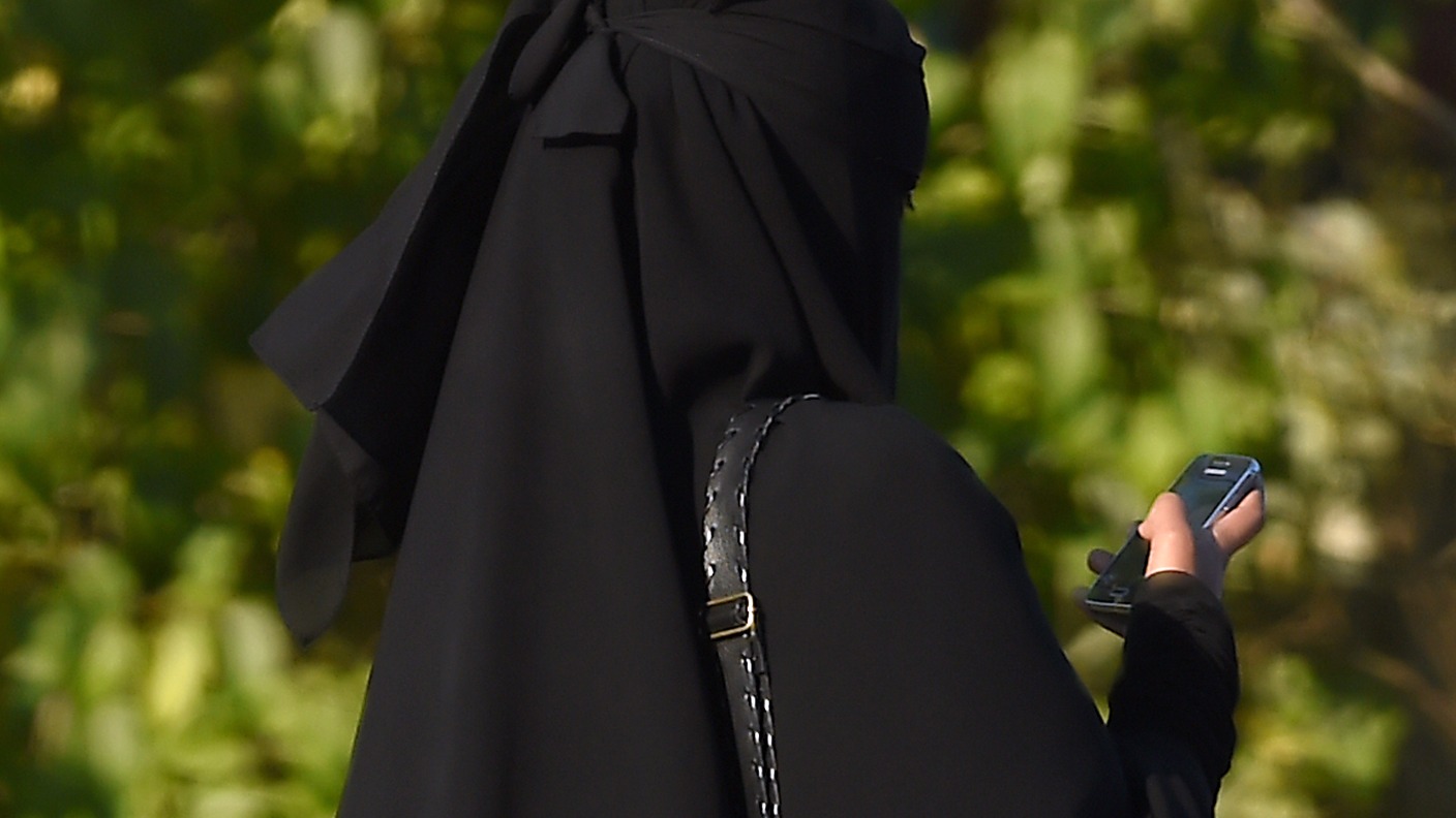 Burka Ban Backed By 57 Of The British Public According To Poll Itv News 5151