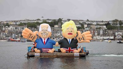 BORIS JOHNSON AND BIDEN BLIMP APPEARS