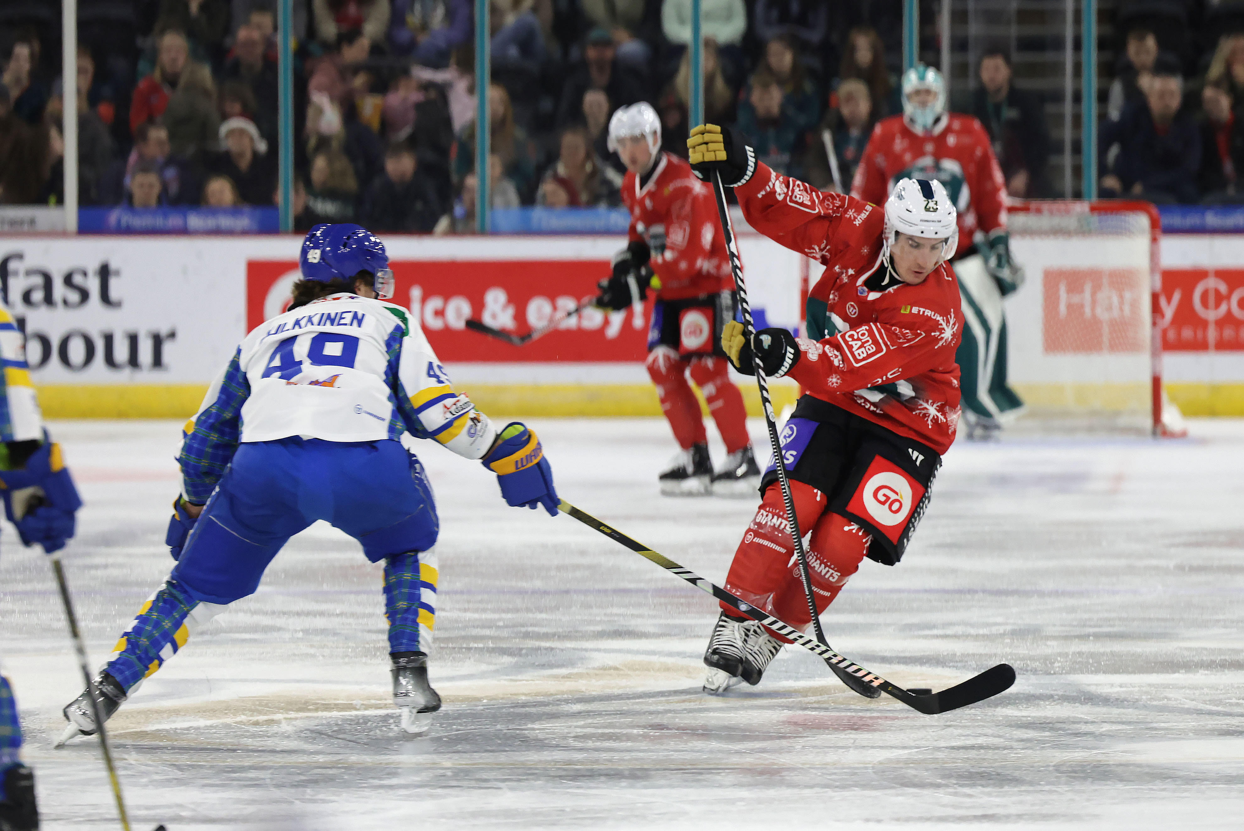 Mighty Quinn downs the Flyers with Belfast Giants' first hattrick of