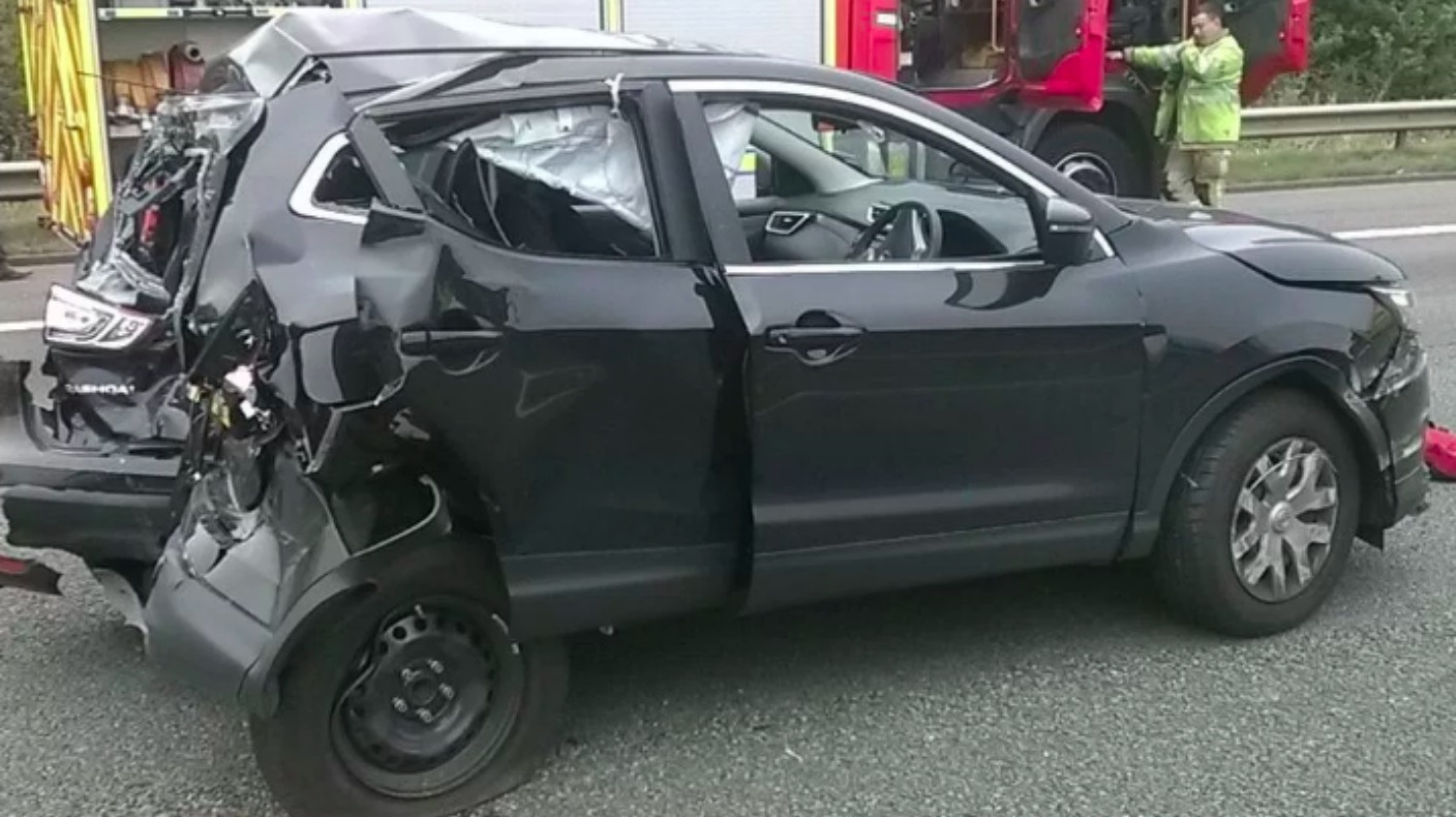 Woman sustains head injury following M6 crash | ITV News Central