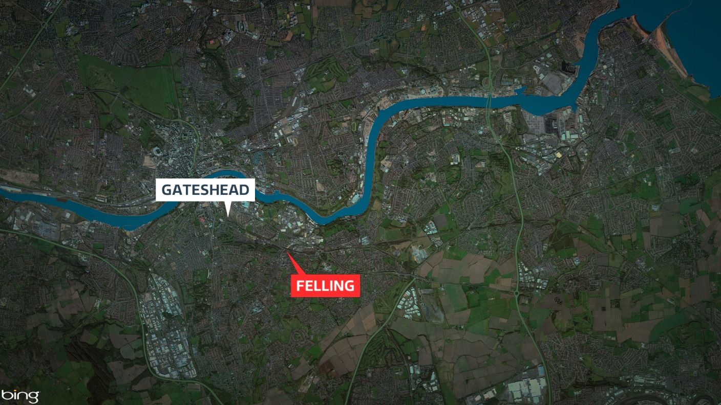 Five Arrested And Weapons Seized In Gateshead Raids Itv News Tyne Tees 