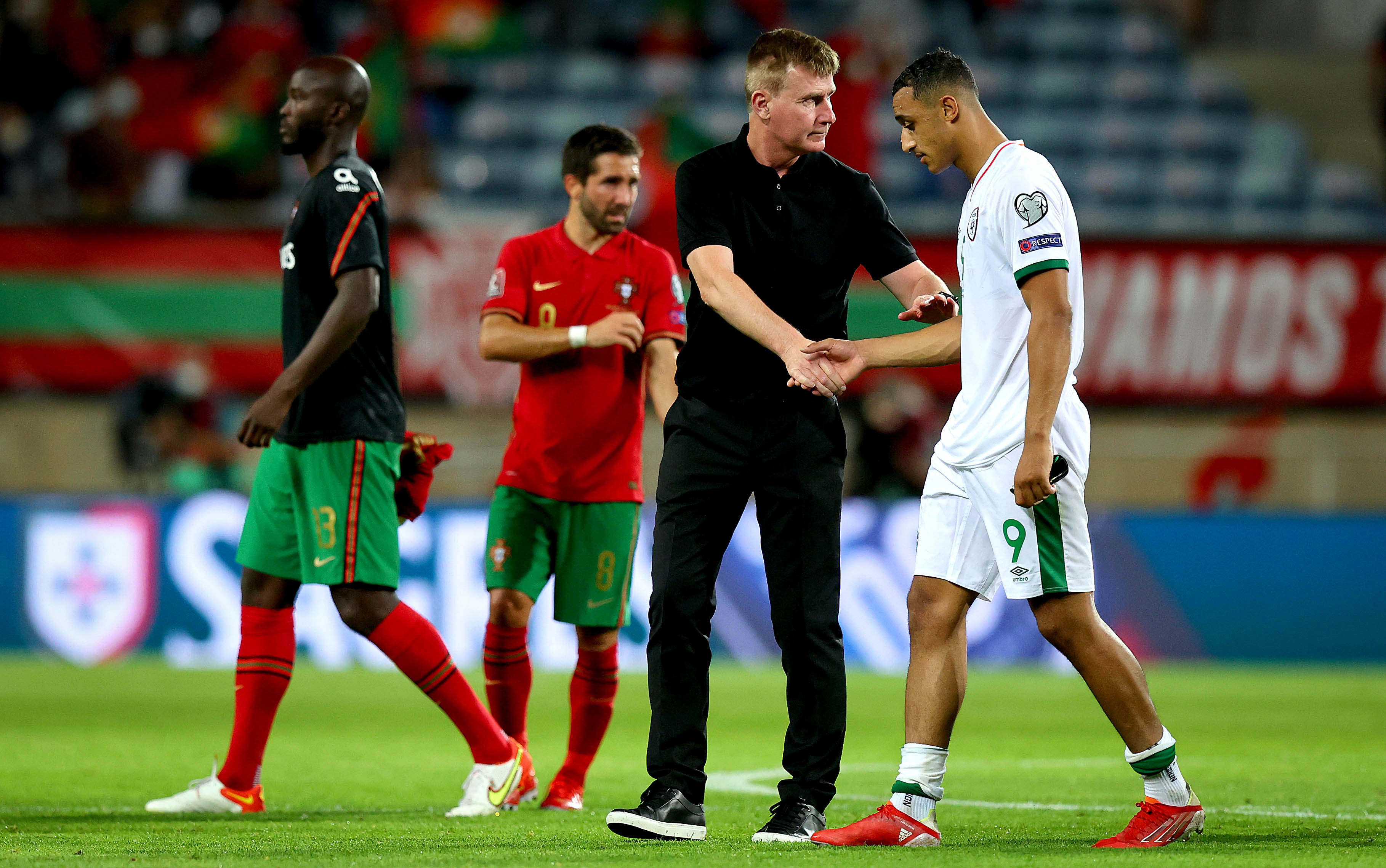 Late Ronaldo doubles sinks Republic of Ireland in qualifier | ITV News