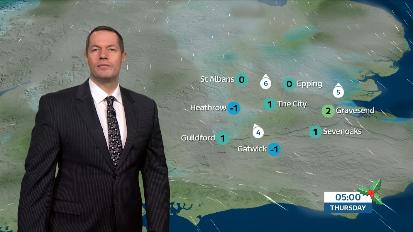 Weather Overnight fog and frost clearing slowly on Thursday ITV News