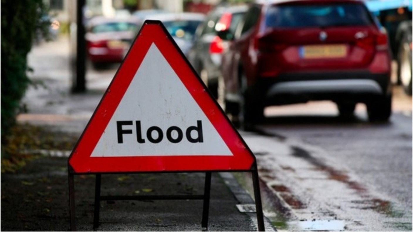 Flood Warnings Issued Along North East Coast Itv News Tyne Tees