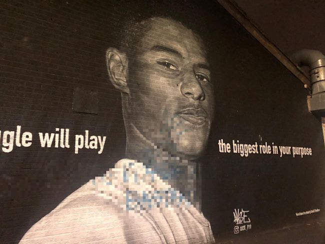 pics Marcus Rashford Mural Withington Defaced https www itv com news 2021 07 13 marcus rashfords manchester mural how a community came together to drown out the racists