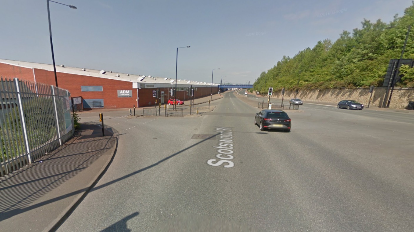 Man dies in early morning car crash | ITV News Tyne Tees