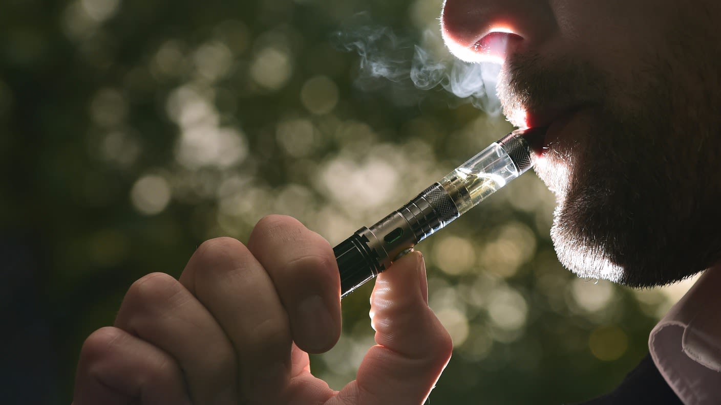 Vaping is far safer than smoking cigarettes ITV News