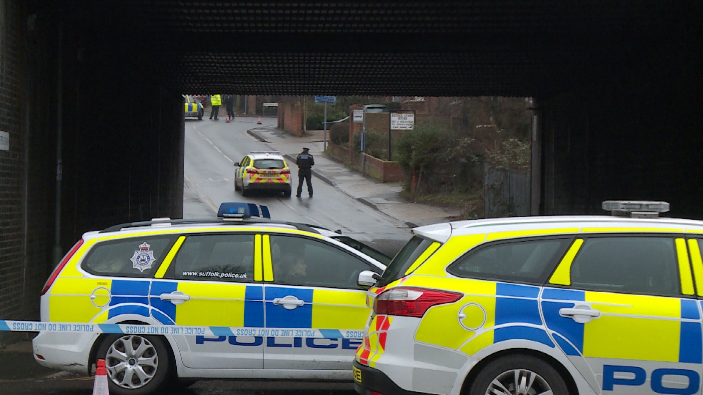 Man arrested for murder after Ipswich stabbing | ITV News Anglia