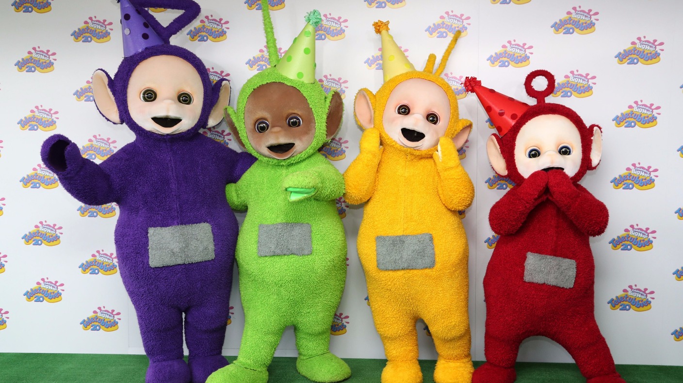 Teletubbies celebrate 20th anniversary by rolling out the green carpet ...