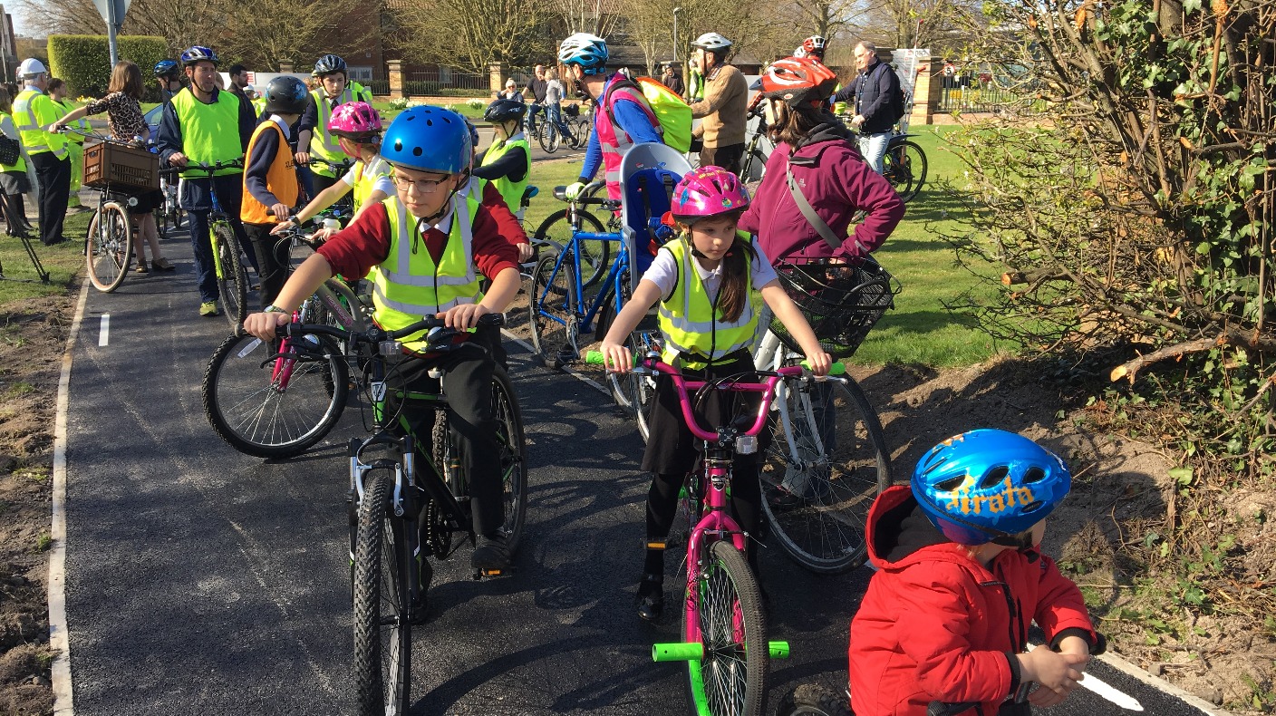 £550,000 Cambridgeshire Cycleway Opens | ITV News Anglia