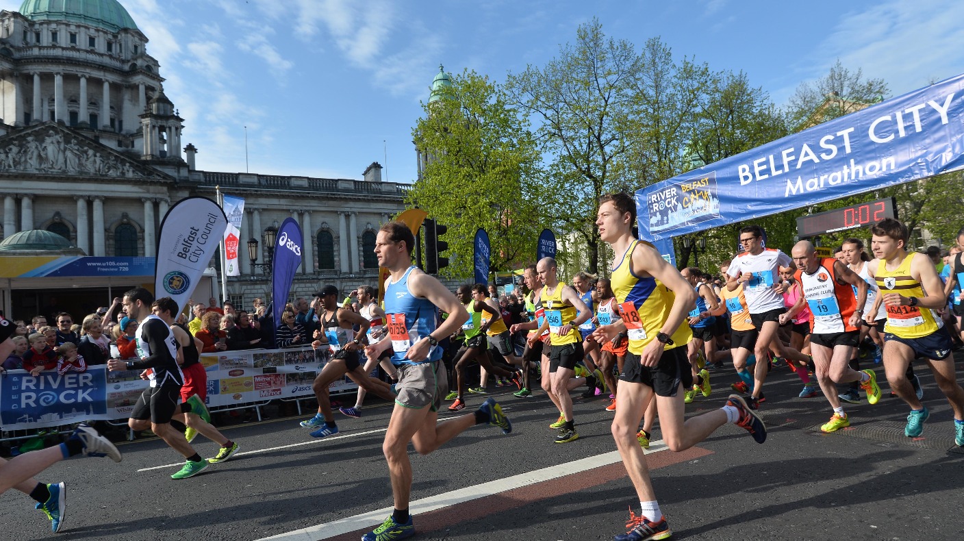Thousands running in Belfast City Marathon UTV ITV News