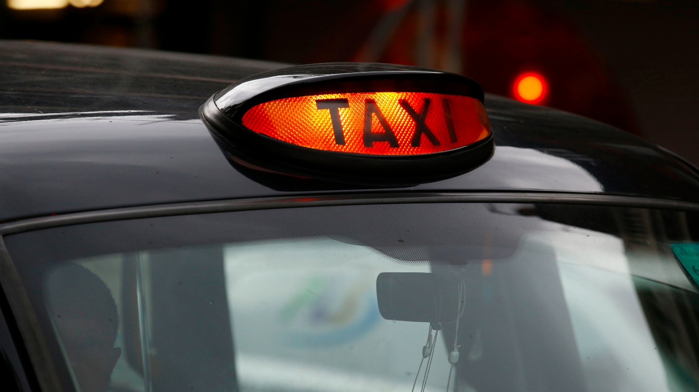 Taxi Driver Assaulted In Argument Over Parking Space Itv News Central