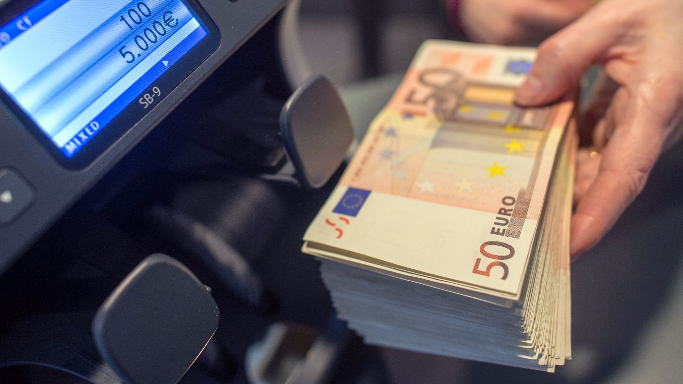 Jersey given £20k after fraudster hid assets in island bank accounts