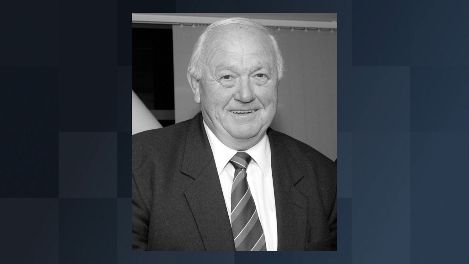 Tributes to Welsh rugby legend Clive ‘Top Cat’ Rowlands who has died