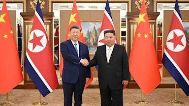 Xi Jinping vows to strengthen ties with Kim Jong Un in North Korea visit