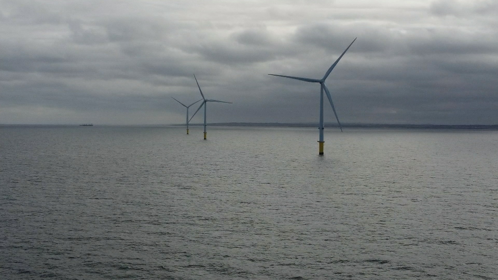 guernsey-politicians-propose-36-mile-long-wind-farm-off-the-island-s