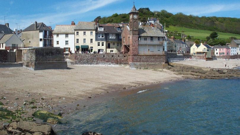 Body found on beach in Cornwall in search for missing Devon man | ITV ...