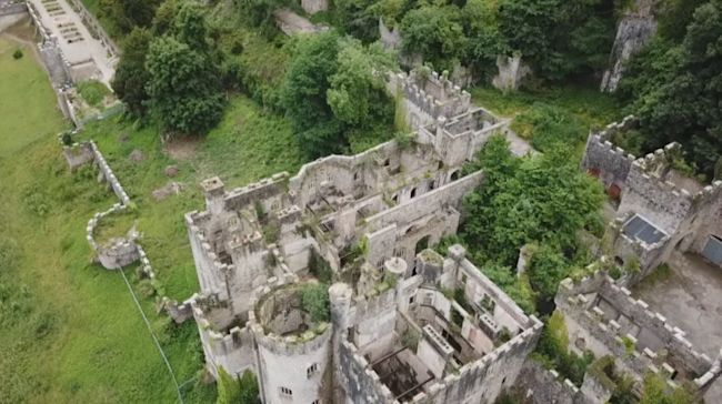 Gwyrch Castle