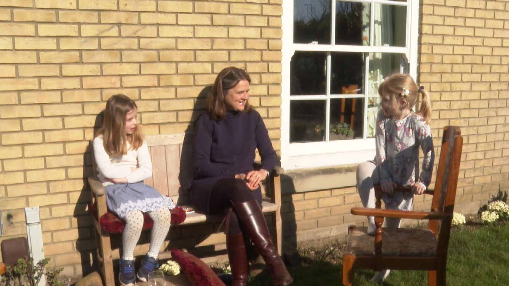 https://www.itv.com/news/anglia/2021-03-02/cambridgeshire-family-support-others-experiencing-deafness