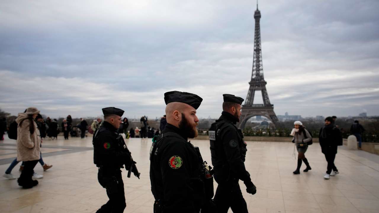 German tourist killed and British man among those injured in Paris attack 