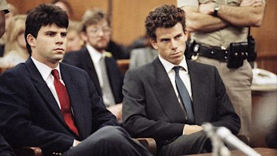 Lyle and Erik Menendez sit in Beverly Hills Municipal Court, March 12, 1990