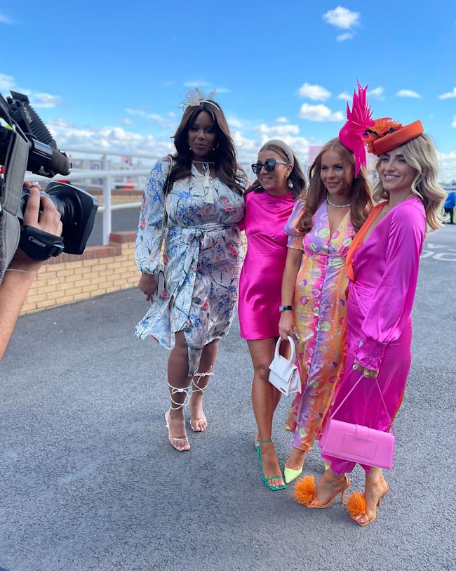 Aintree ladies top day outfits
