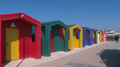 29022022 SEATON CAREW BEACH HUTS TTTV