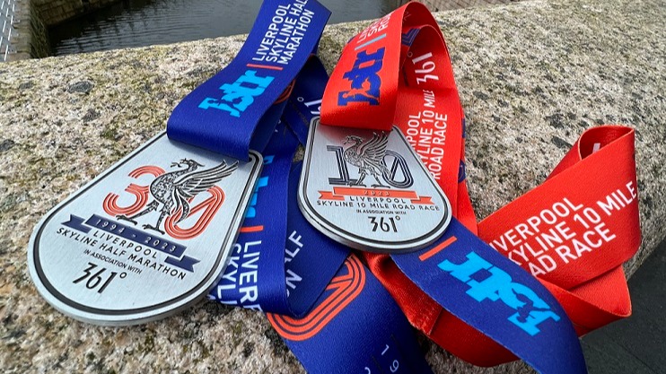 Thousands of runners complete the 30th Liverpool half marathon ITV