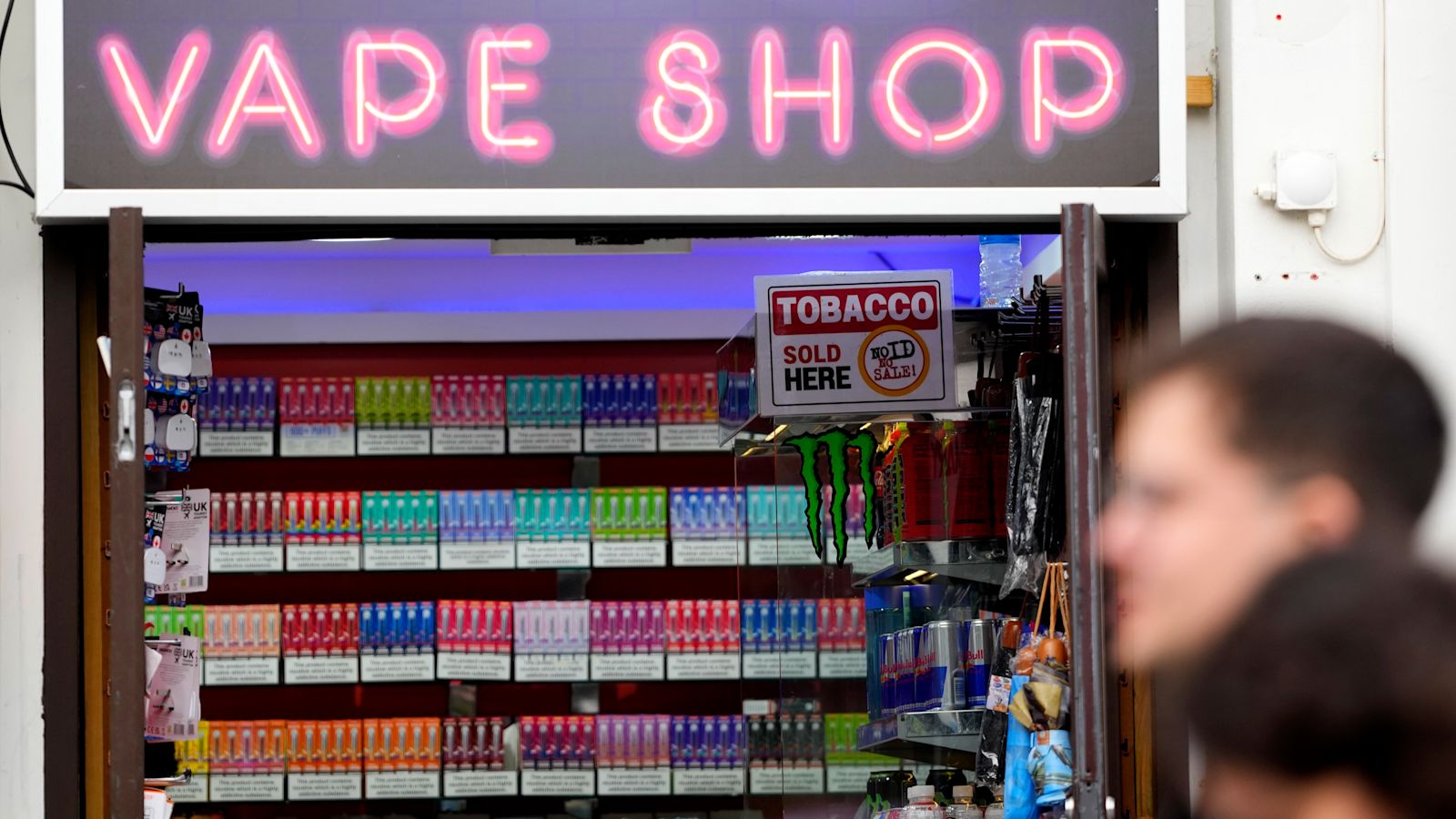 indica vape pen Thousands of high street barbers and vape shops raided in money laundering  crackdown