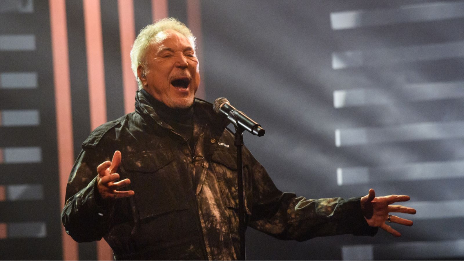 Tom Jones amongst Welsh stars to perform at International 