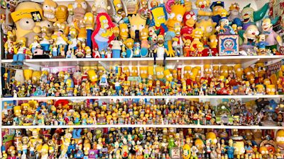 Simphys Collection Simpsons super fan Marshall Julius selling up his vast collection of ...