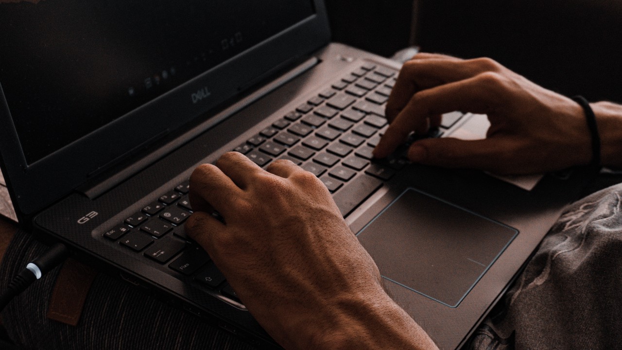 Parenting site Netmums to offer advice on how to spot the signs of radicalisation among children | ITV News Netmums to offer... 