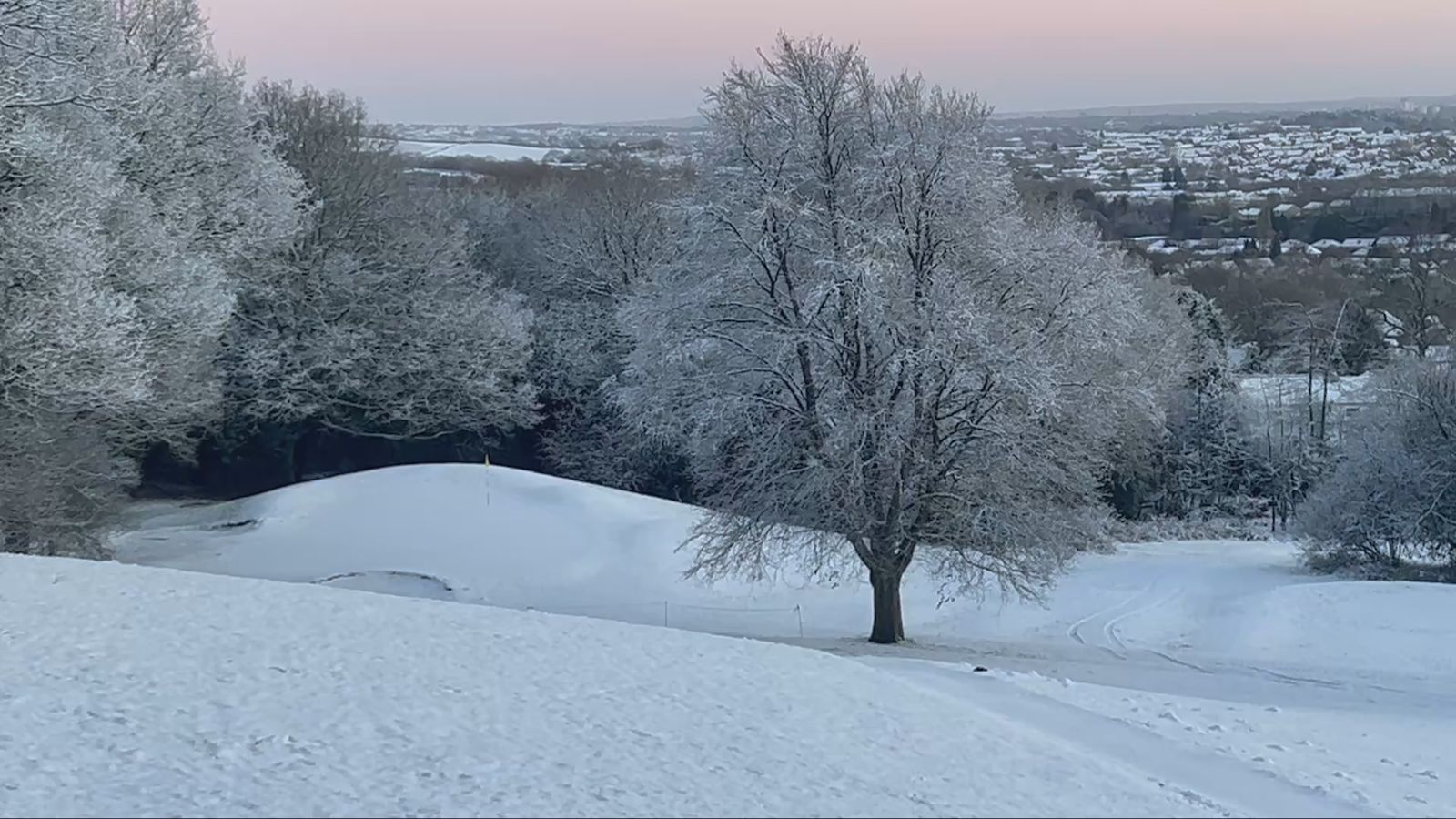 Snow In Midlands Snow falls across the Midlands with travel disruption amid yellow ...